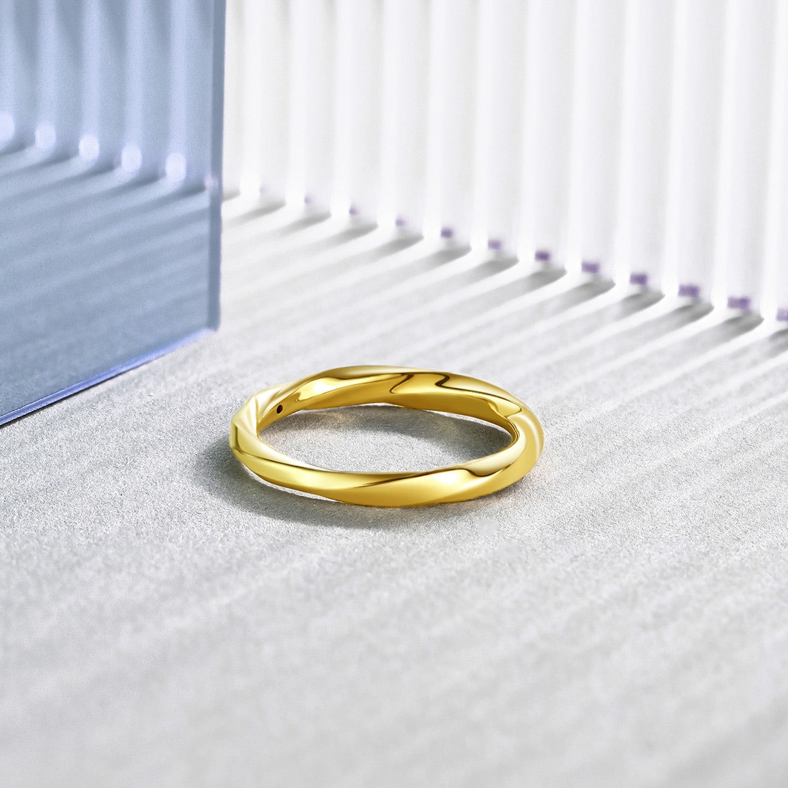 Wuji Gold Series 24K Gold Mobius Ring 1.08-1.48g A019631
