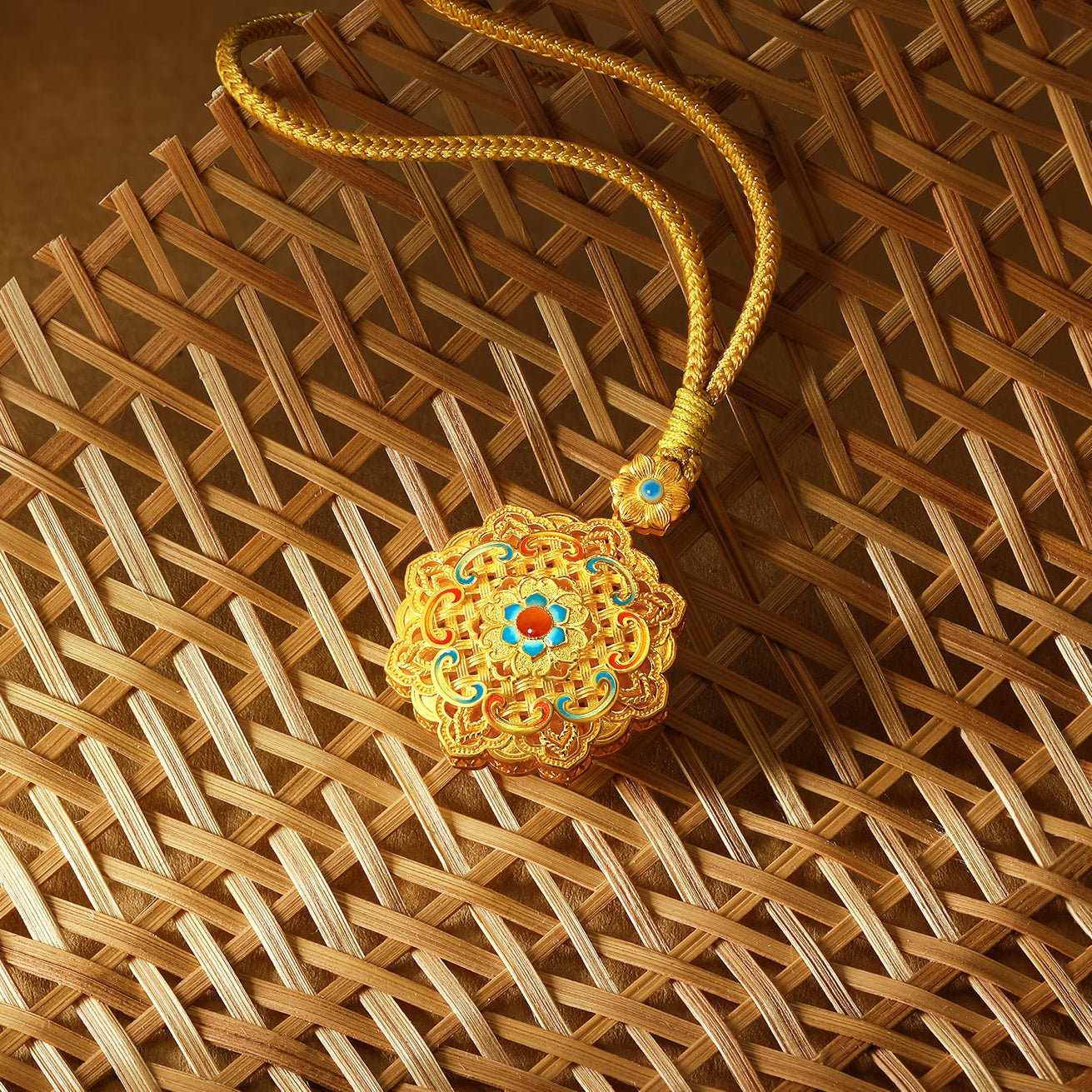 "Chinese Culture Collection - Woven Bamboo" 24K Gold Pendant Necklace Diamond 0.014ct Flora 18.12-20.12g W0423512