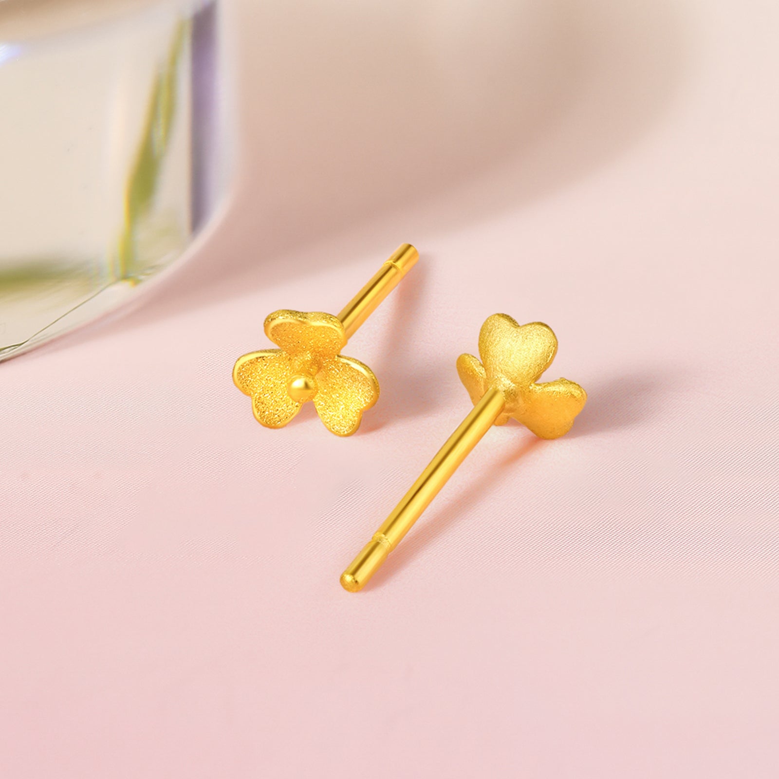 999.9 24K Gold Earrings Clover 0.5-0.7g AC090379
