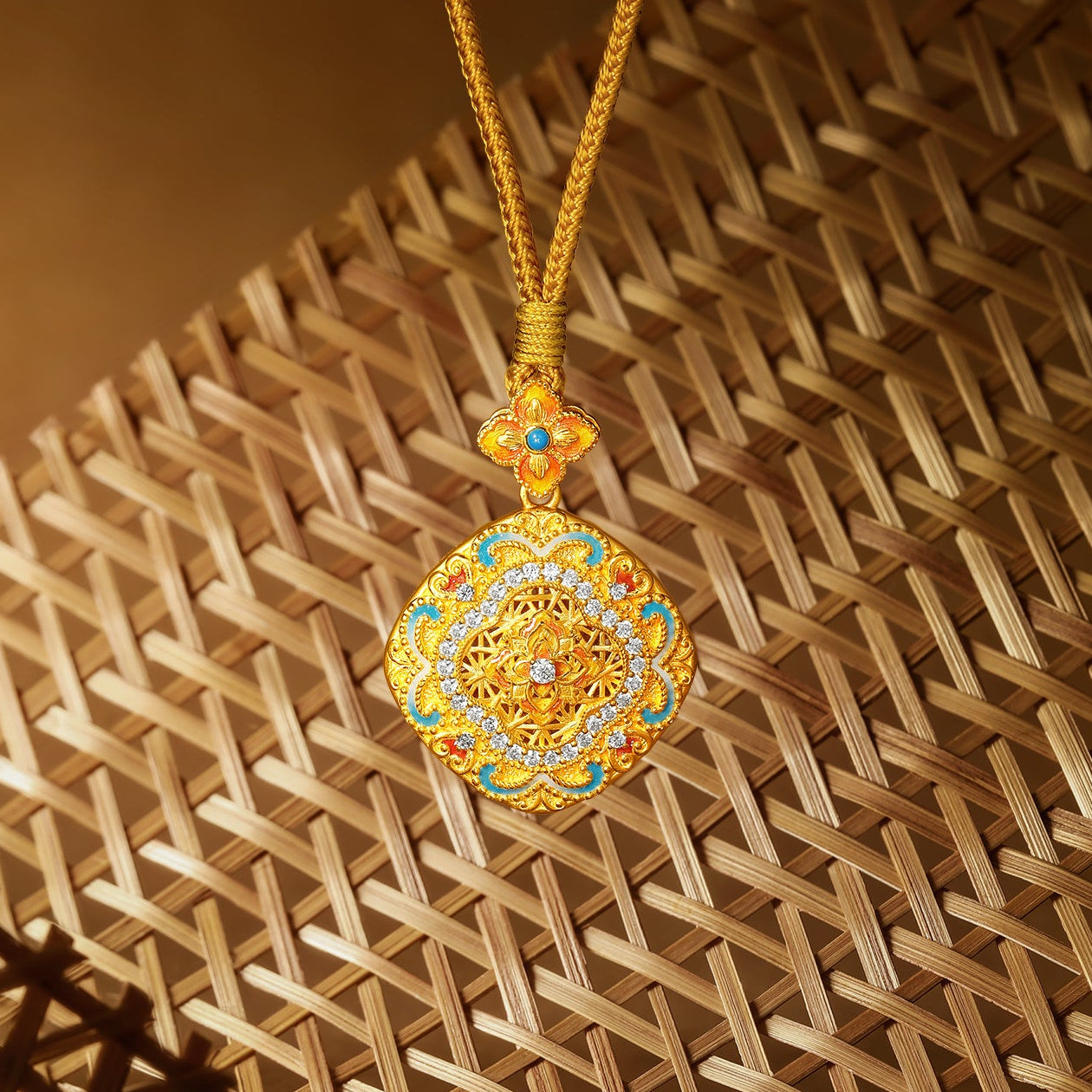 "Chinese Culture Collection - Woven Bamboo" 24K Gold Pendant Necklace Diamond 0.015ct 0.014ct Flora 16.58-18.58g W0423508