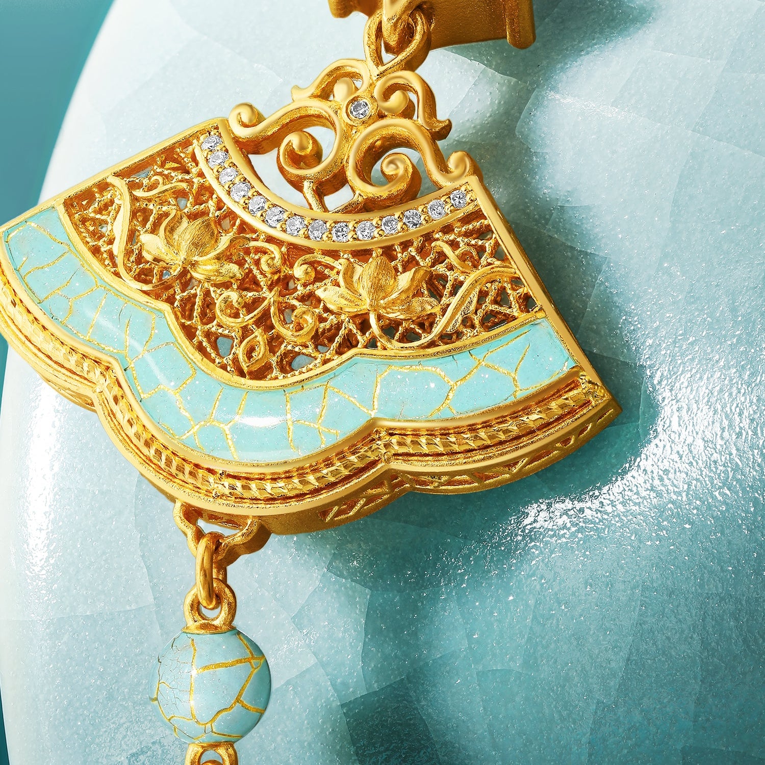 "Chinese Culture Collection - Ru Ware" 24K Gold Pendant Diamond 0.002ct Ruyi 6.43-8.43g W0448088