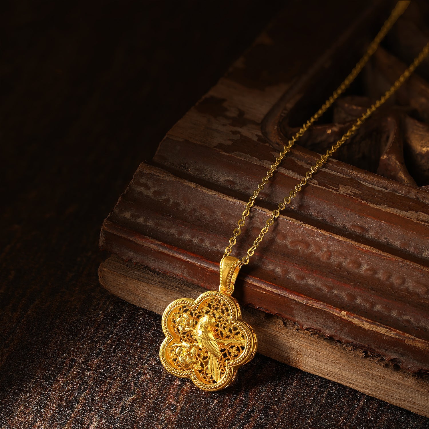 "Chinese Culture Collection - Wood Carving"  24K Gold Pendant   3.41-5.41g A0450085