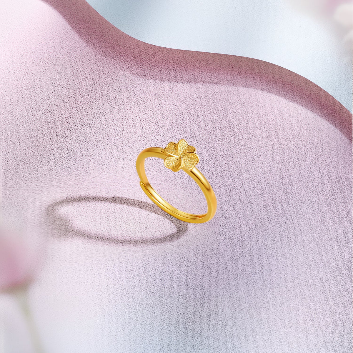 999 24K Gold Ring Clover 2.1-2.6g A0112976