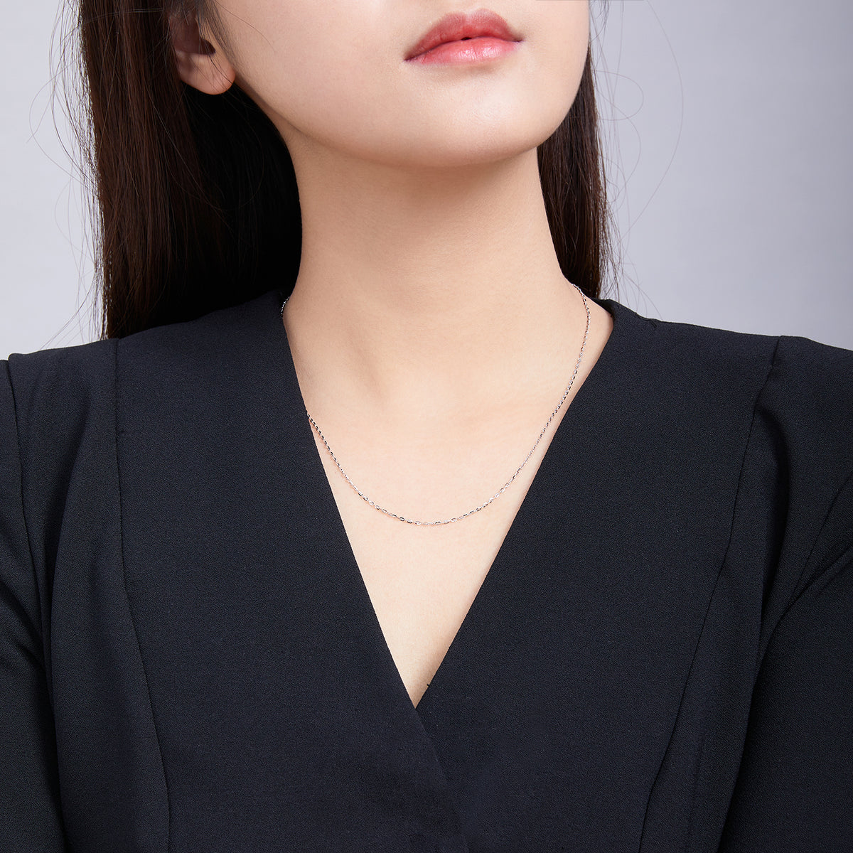 950 Platinum Necklace 1.65-2.05g B058723