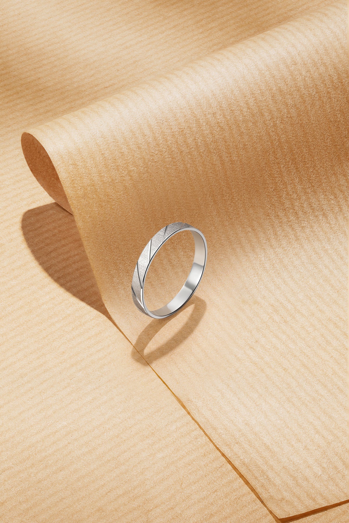 950 Platinum Ring 1.5-2.8g PT017304