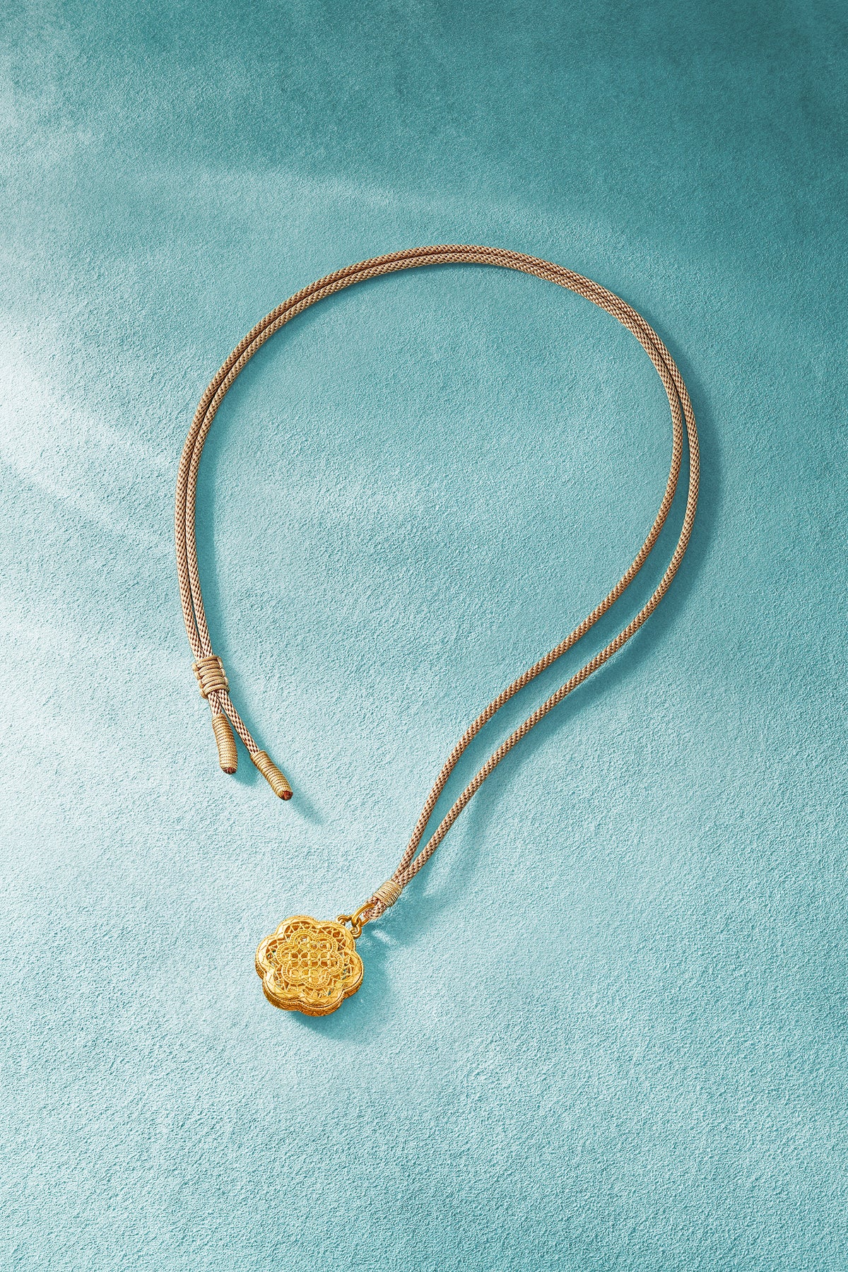 "Chinese Culture Collection - Ru Ware" 999 24K Gold Pendant Floral 5.01-7.01g A0448114