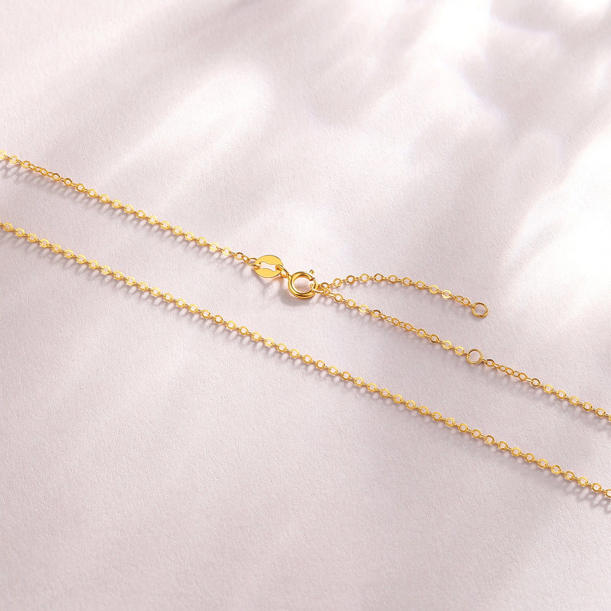 18K Yellow Gold Necklace 0.7-0.8g C0510282