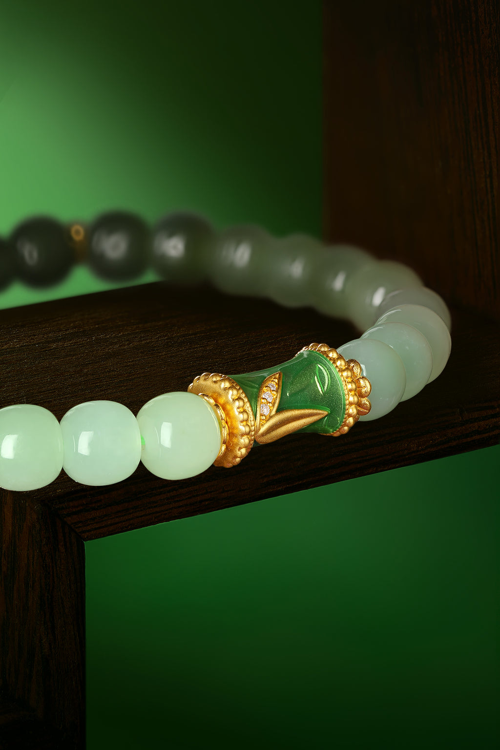 "Chinese Culture Collection - Dan Qing" 24K Gold Beaded Bracelet Hetian Jade 6.5-7*5.8-6.3mm Diamond 0.0033ct   Bamboo 1.9-2.9g Y1937744