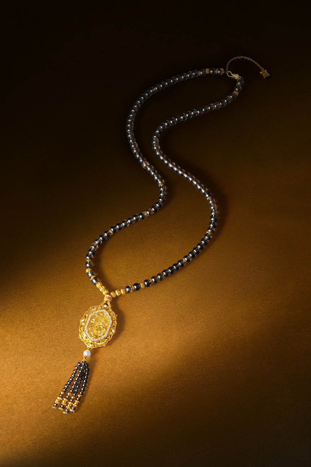 "Chinese Culture Collection - Dan Qing" 999 24K Gold Pendant Necklace Crystal 6-6.5*4.8-5.3mm Crystal 3-3.5mm Diamond 5.5-6mm 44-49g J0649942
