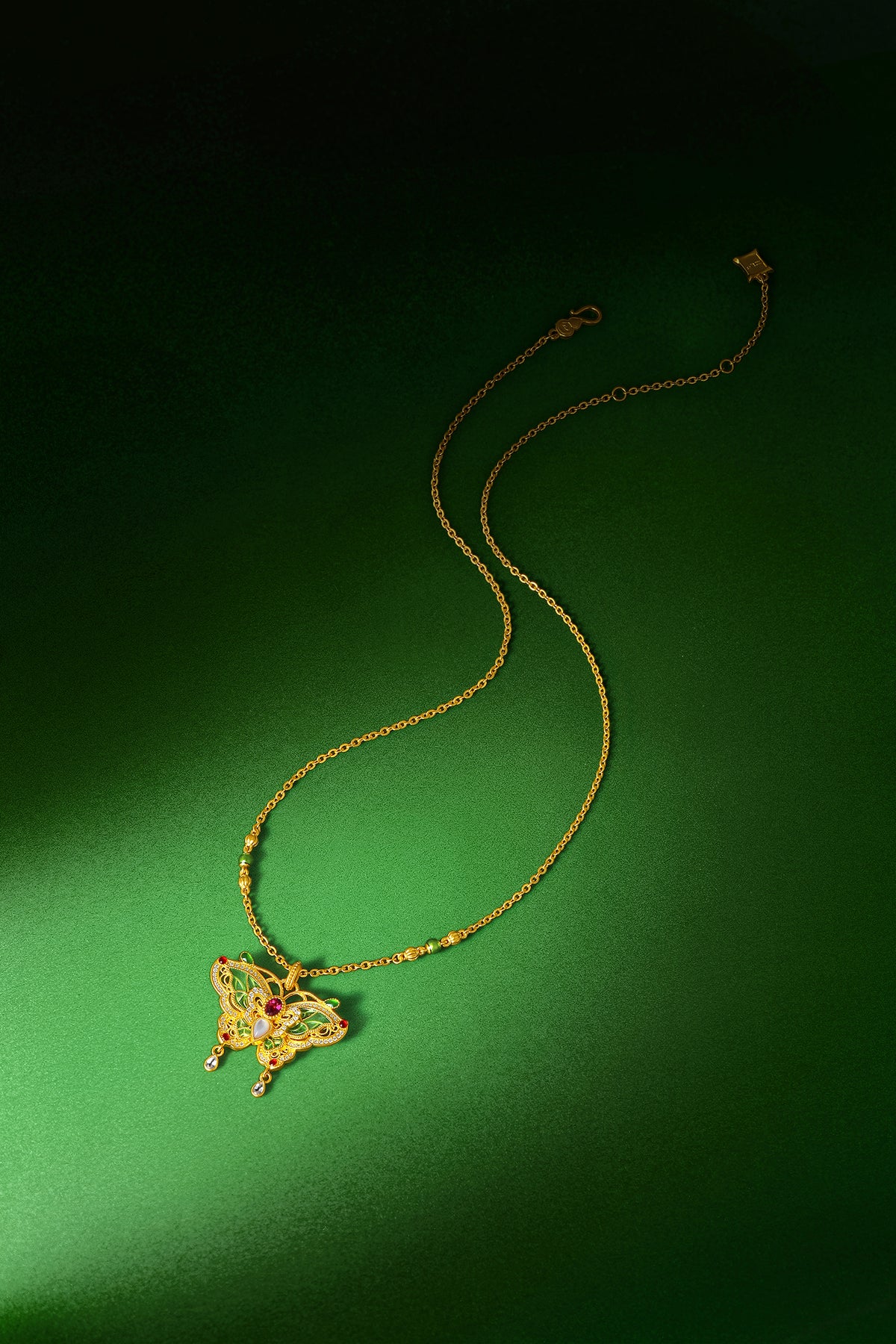 "Chinese Culture Collection - Dan Qing"999 24K Gold Pendant Necklace 0.0029ct 2*3mm 3*4mm Butterfly 13-16g W0649934