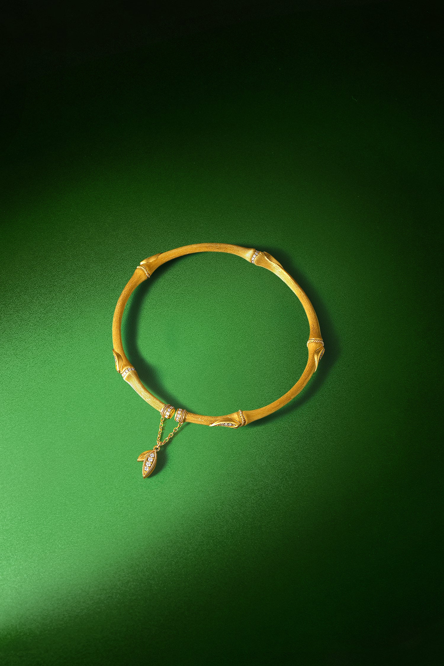 "Chinese Culture Collection - Dan Qing" 24K Gold Bangle Bracelet Diamond 0.0034ct Bamboo 31-37.5g W1036538