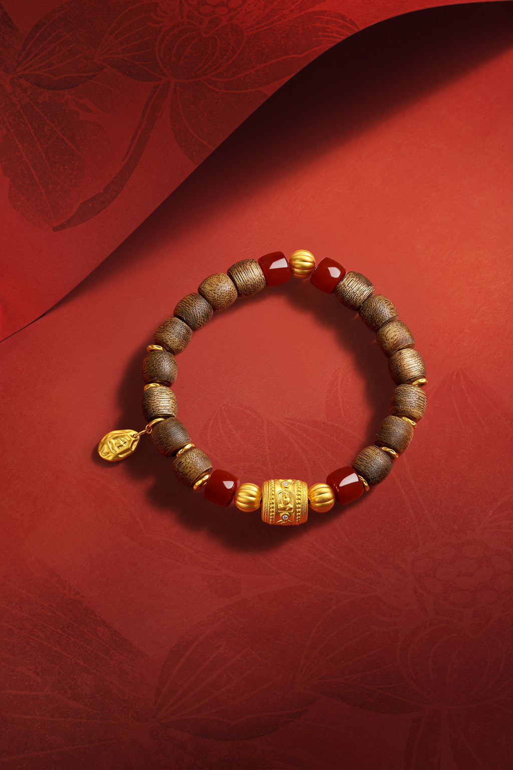 "Jiuhua Mountain" 24K Gold Beaded Bracelet Agate Chenxiang Engraved Barrel Pendant 8.5*9-7.5mm 18cm J1936223