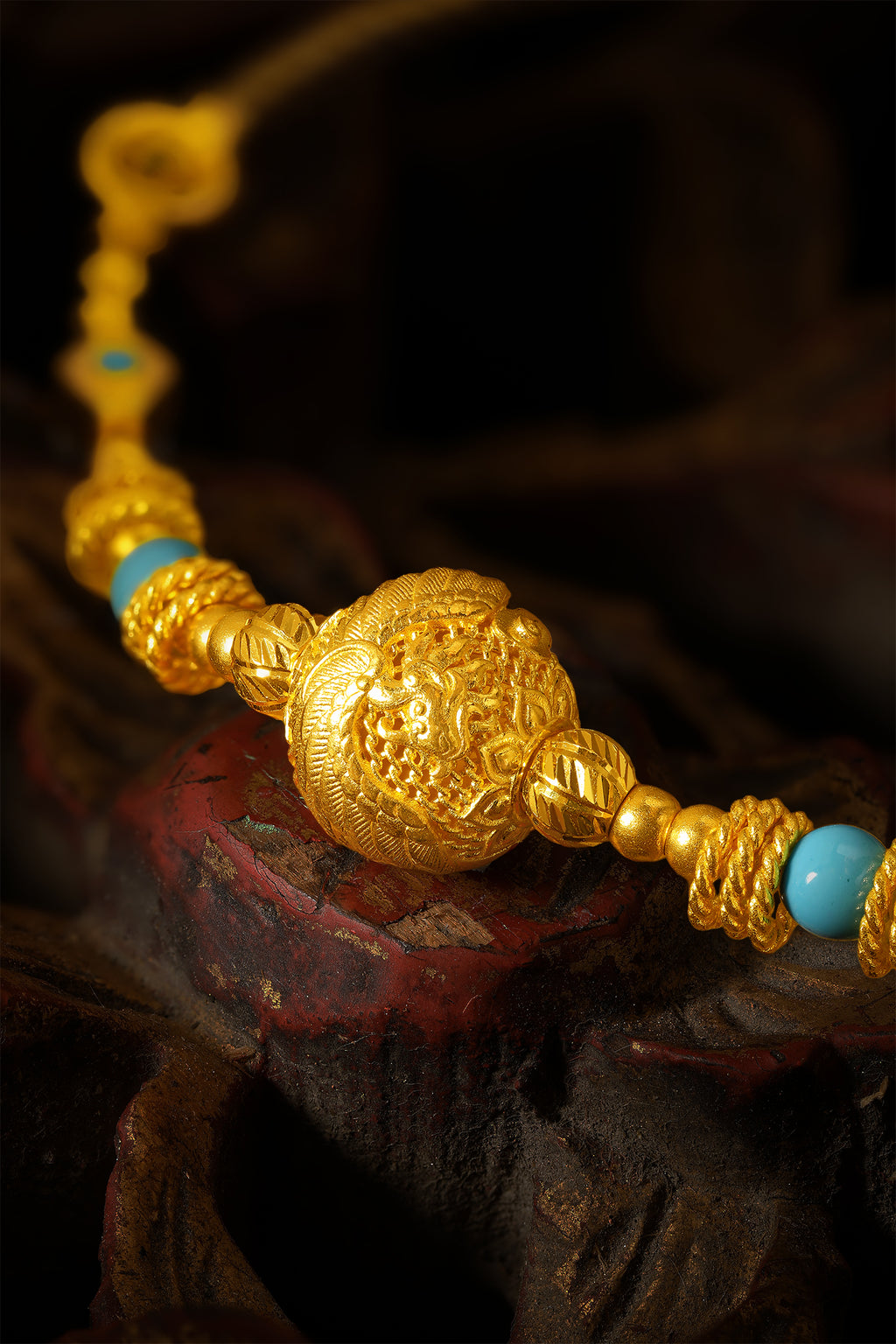 "Chinese Culture Collection - Wood Carving"  24K Gold String Bracelet   6.5-9.5g A1748373