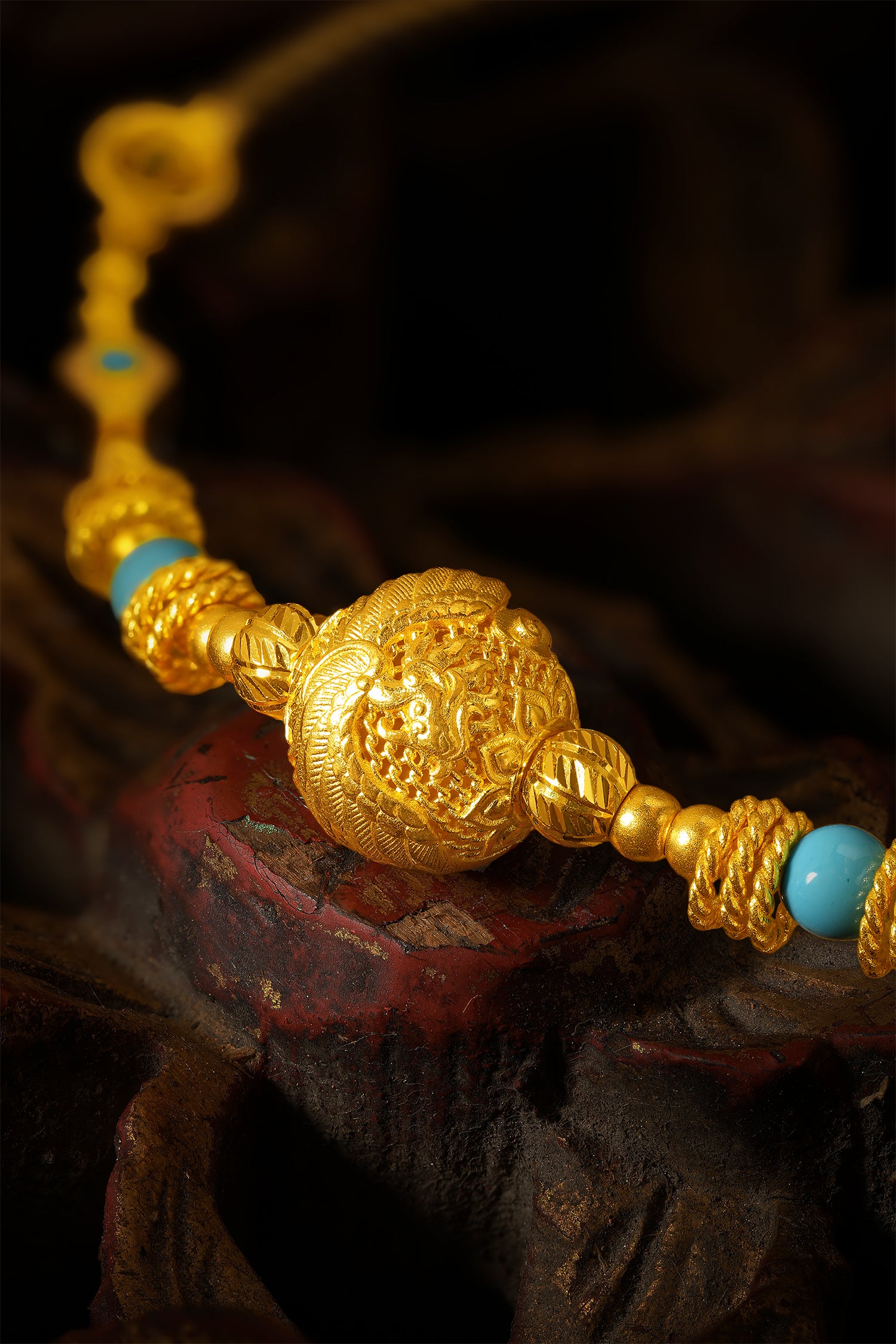 "Chinese Culture Collection - Wood Carving"  24K Gold String Bracelet   6.5-9.5g A1748373