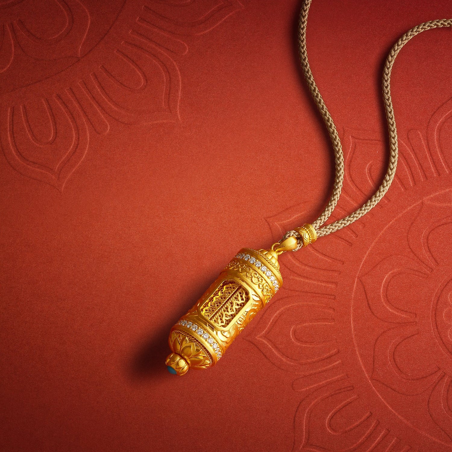 "Jiuhua Mountain" 24K Gold Diamond Openable Cylinder Buddha Pendant 0.014ct W0440420