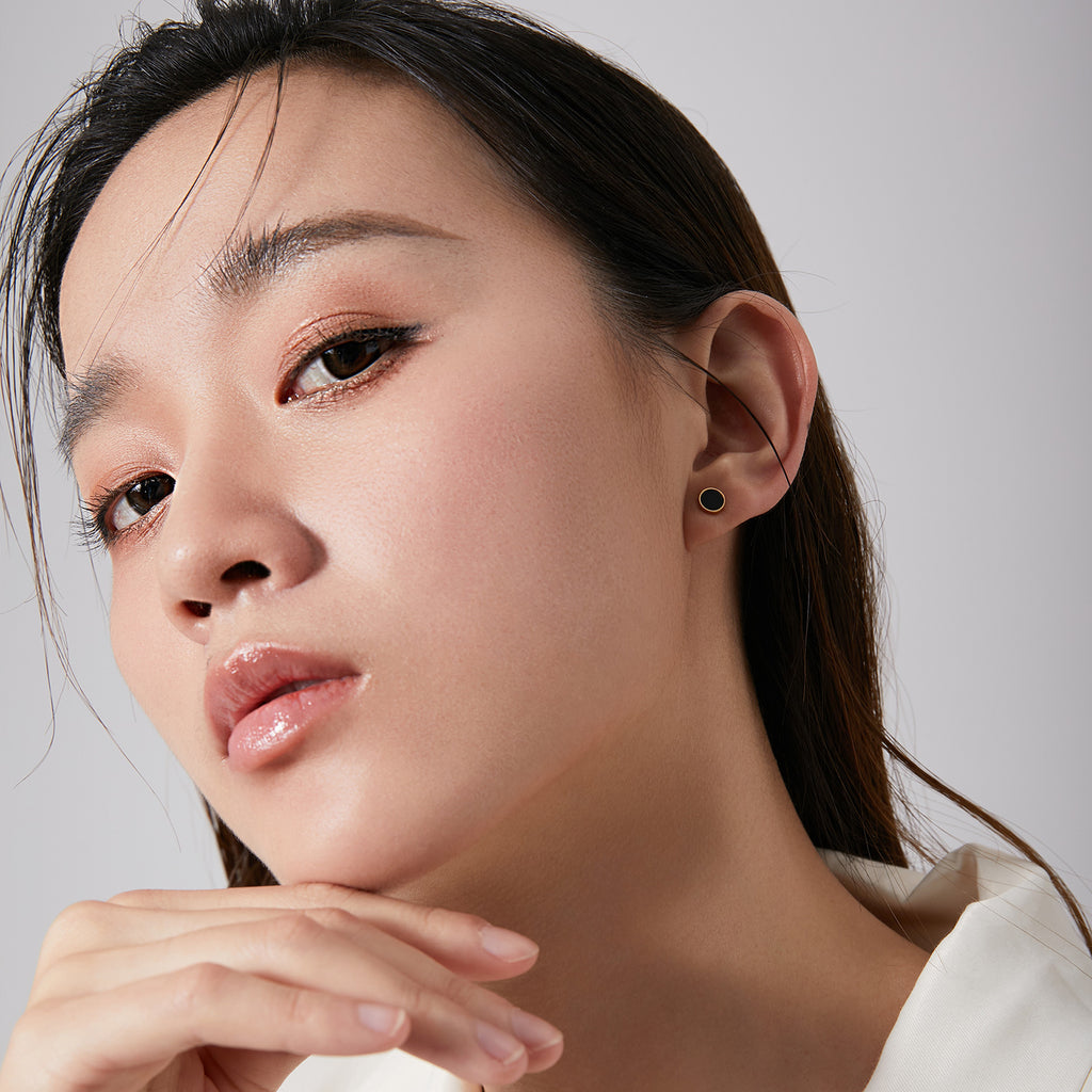 ZHOU LIU FU Stud Earrings for Women Men, 18K Gold Plated Black Onyx Earrings, 6mm Round 925 Sterling Silver Hypoallergenic Earrings J098983