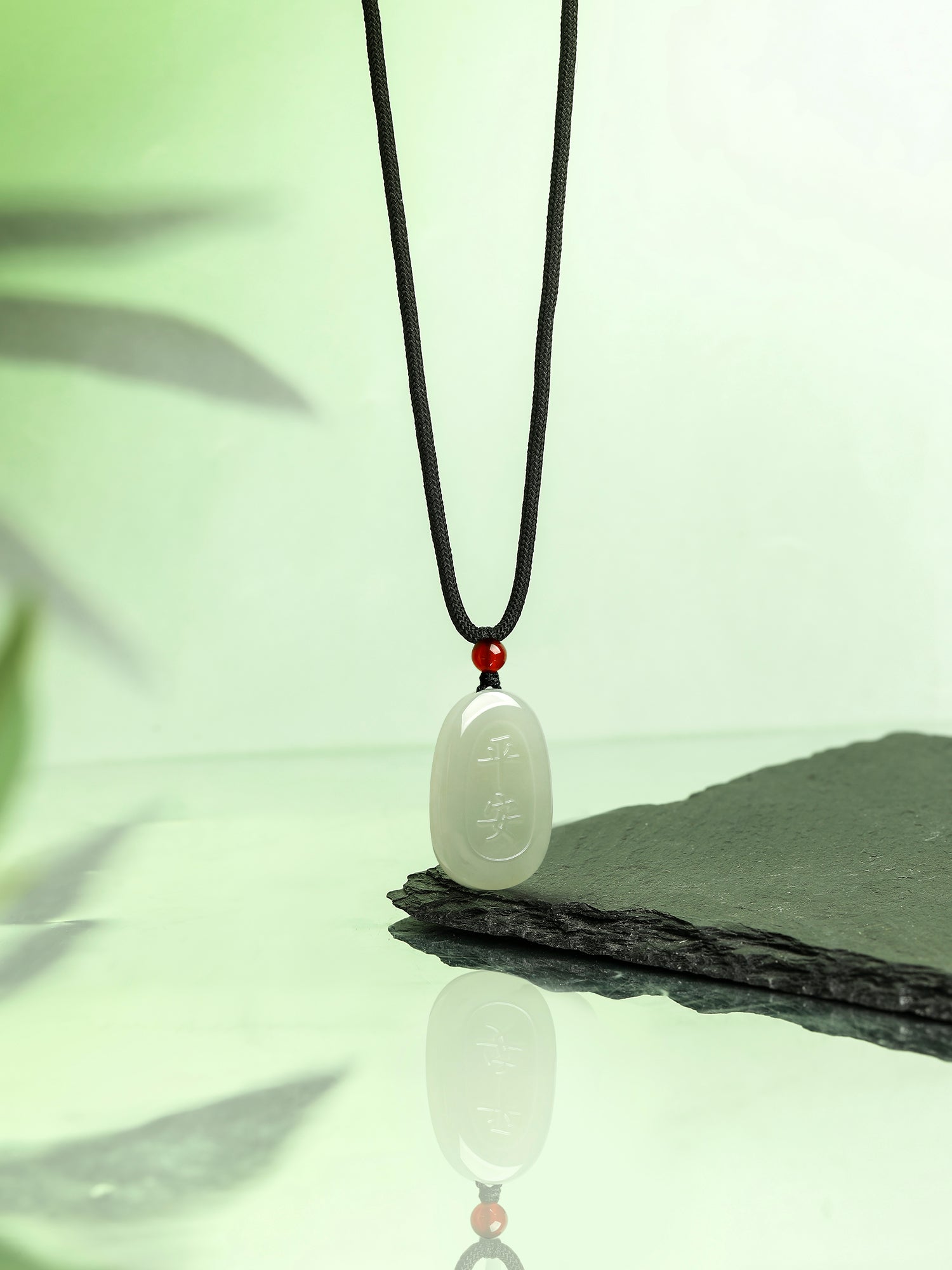 Pendant Hetian Jade Agate 6-6.5mm Guanyin Y0411976