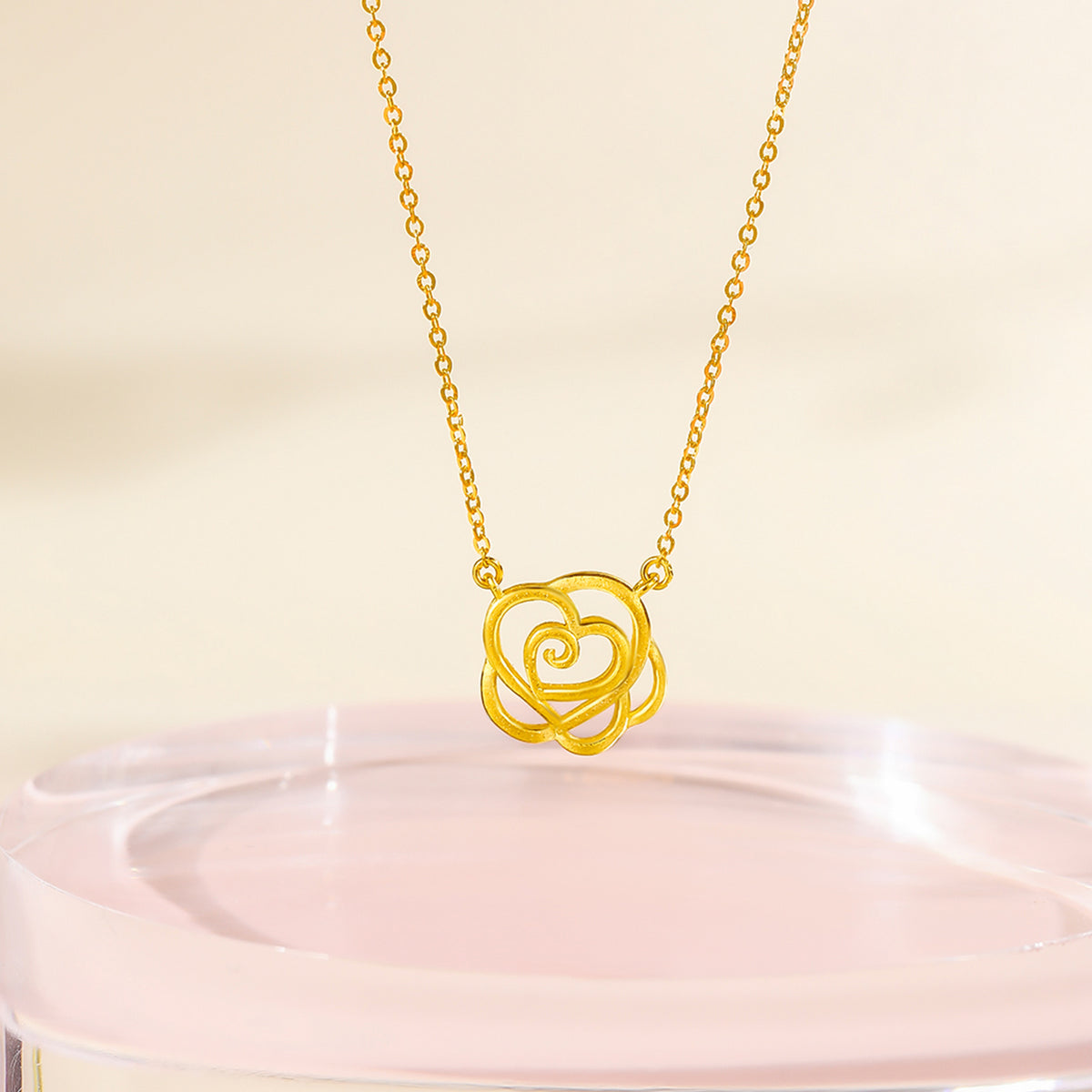 999 24K Gold Pendant Necklace Flower 3-3.8g A0611681