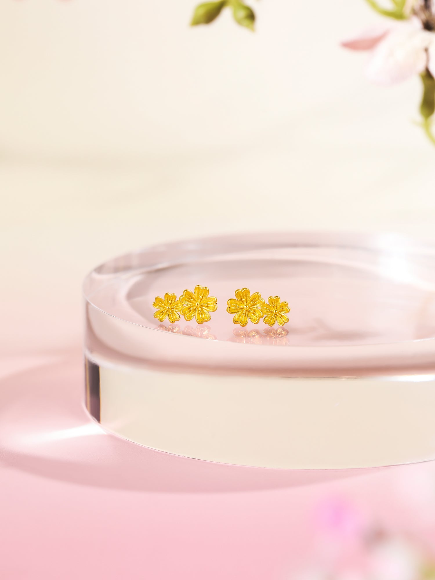 999 24K Gold Earrings Flower 1.5-1.8g A0911669