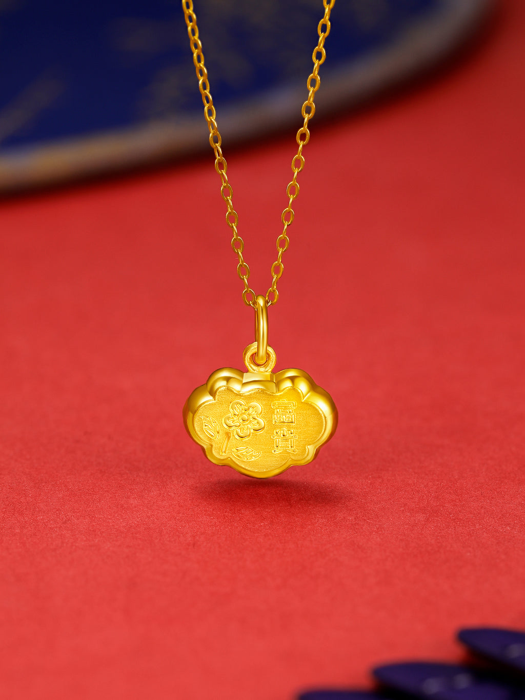 999 24K Gold Pendant Peace Lock 1-1.49g A0411067