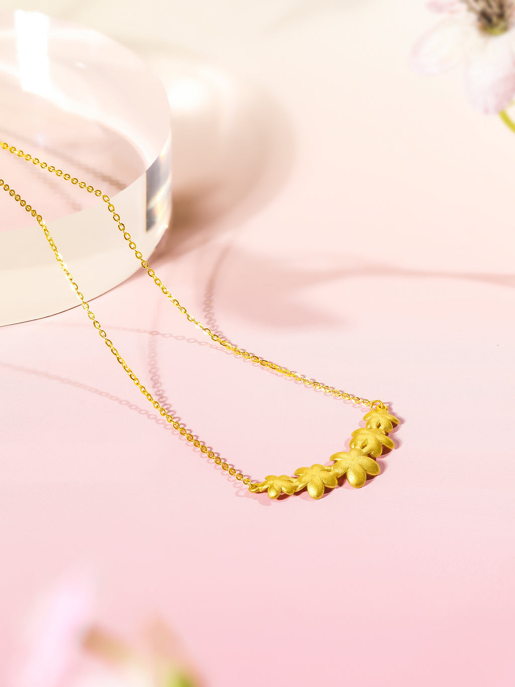 999 24K Gold Pendant Necklace Flower 4.4-4.8g A0611667