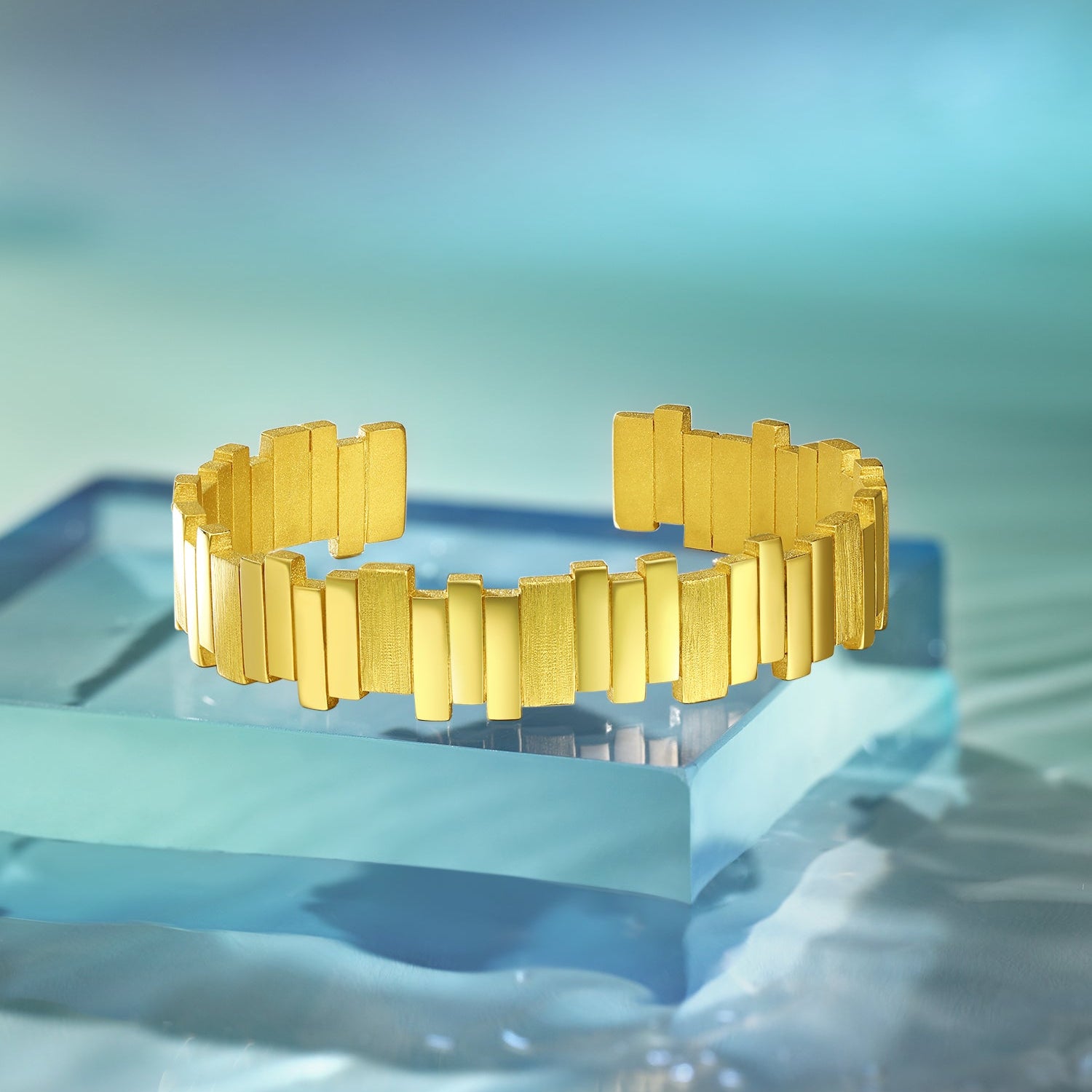 "ZHOU LIU FU X Johnny Huang"  24K Gold Bangle Bracelet  48-62g A1011584