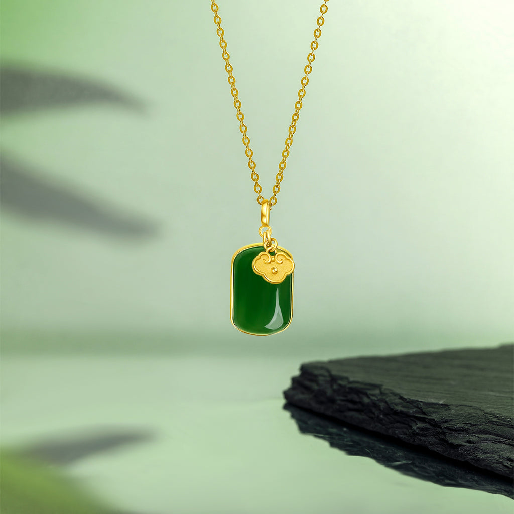999.9 24K Gold Pendant Heitian Jade 0.8-1g Wu Shi Pai 无事牌 Y0411802