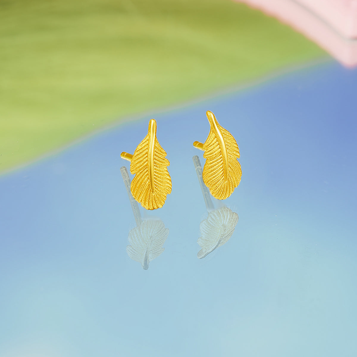"Fugitive Princess" 999 24K Gold Earrings Feather 1.3-1.6g A0912621