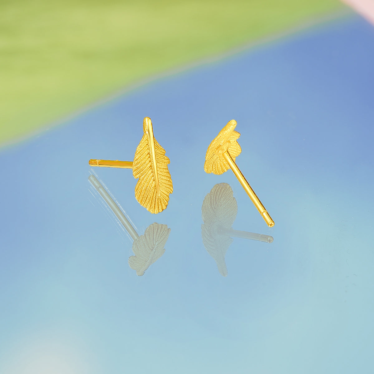 "Fugitive Princess" 999 24K Gold Earrings Feather 1.3-1.6g A0912621