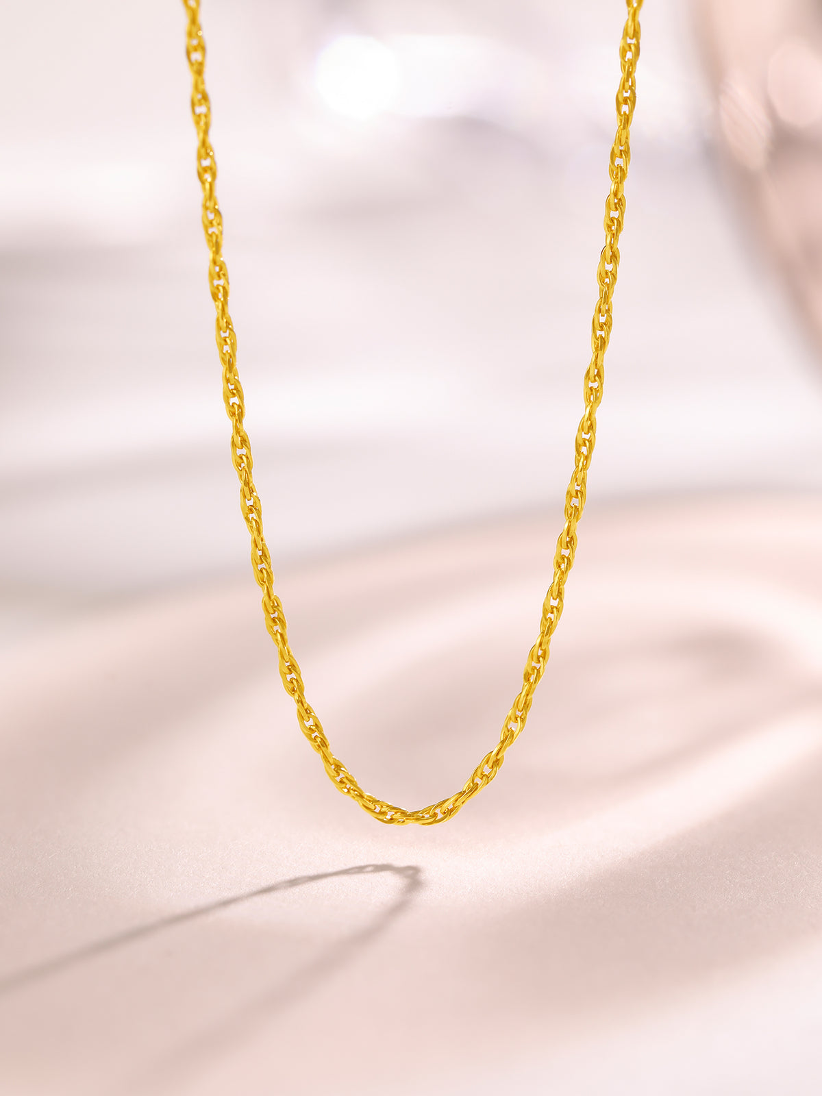 999 24K Gold Necklace 3.1-3.8g A0510870