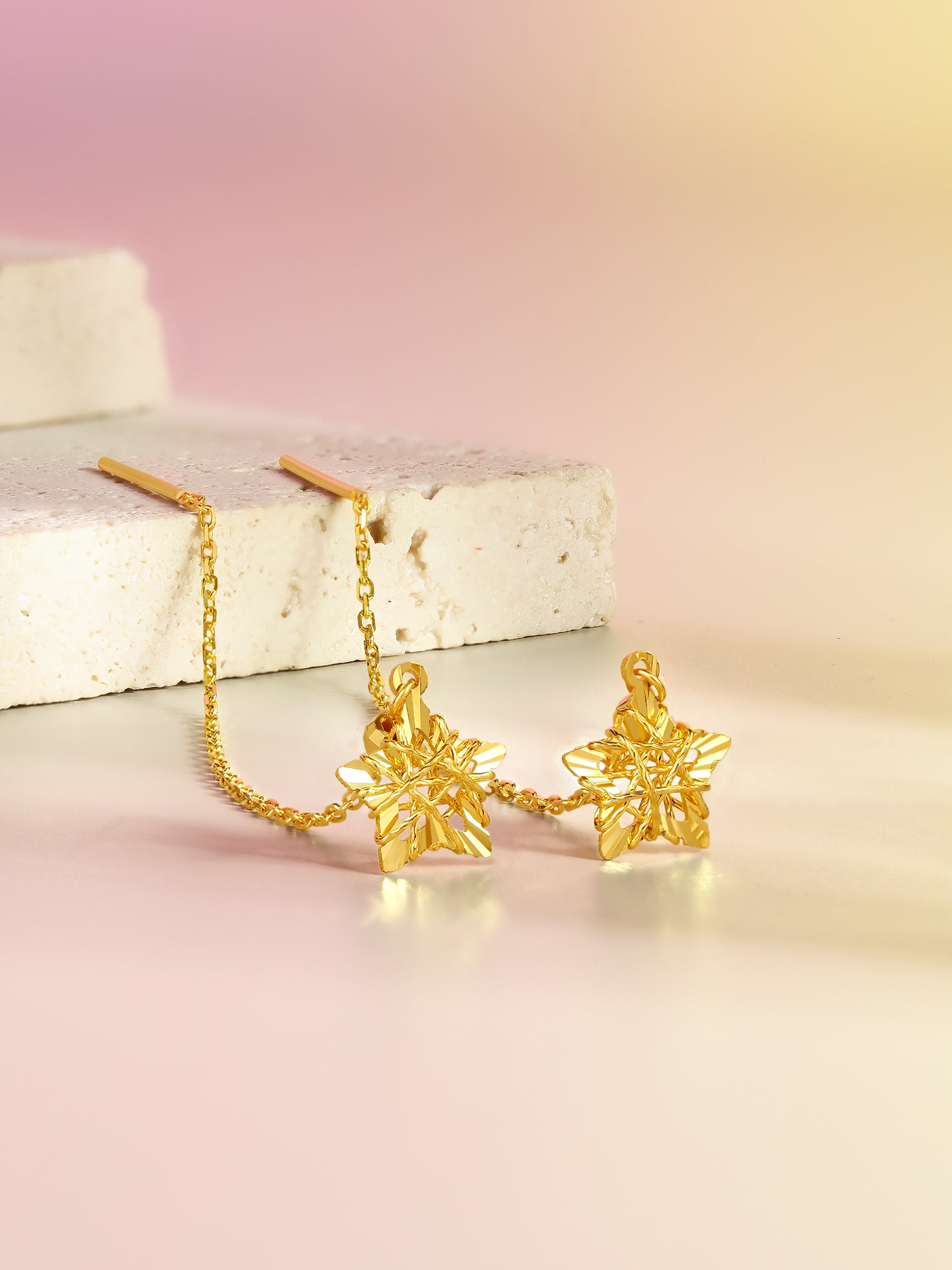 "Infinite" 24K Gold Earrings Star 1.69-2.09g A0910784