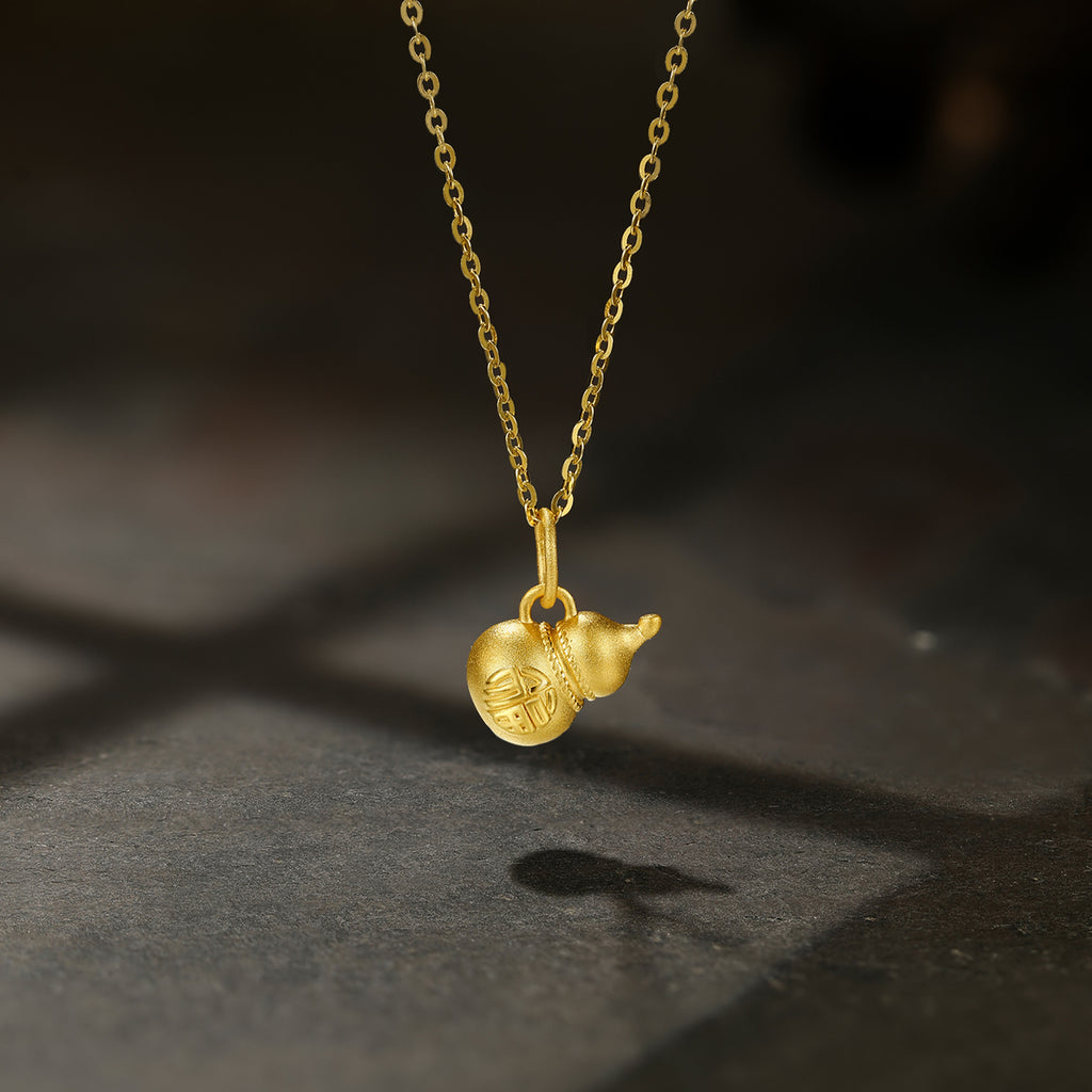 24K Gold Pendant 0.5-0.7g Hulu A0411570