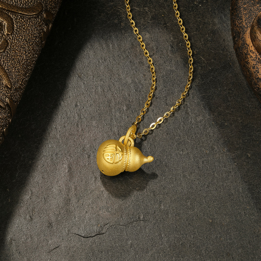 24K Gold Pendant 0.5-0.7g Hulu A0411570