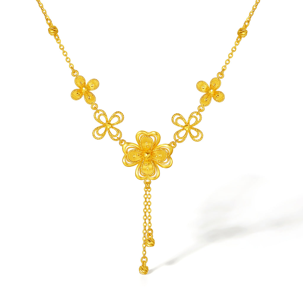 "Princess Wedding" 24K Gold Pendant Necklace Clover 7.27-8.87g A0622049