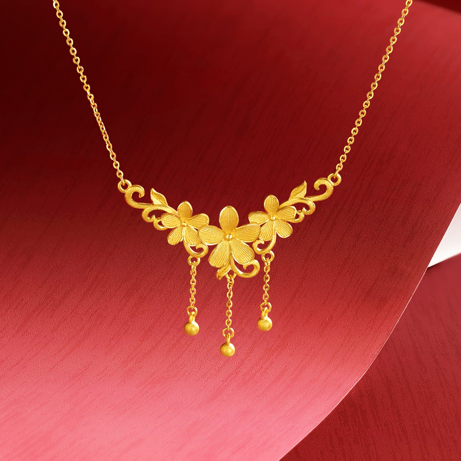 "Princess Wedding" 999 24K Gold Pendant Necklace Flower 6.6-7.1g A0622104