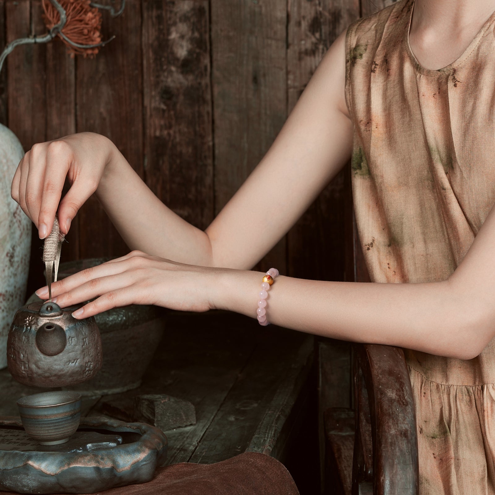 Jiuhua Mountain' 24K Gold Beaded Bracelet Rose Quartz Lotus Flower A1914704