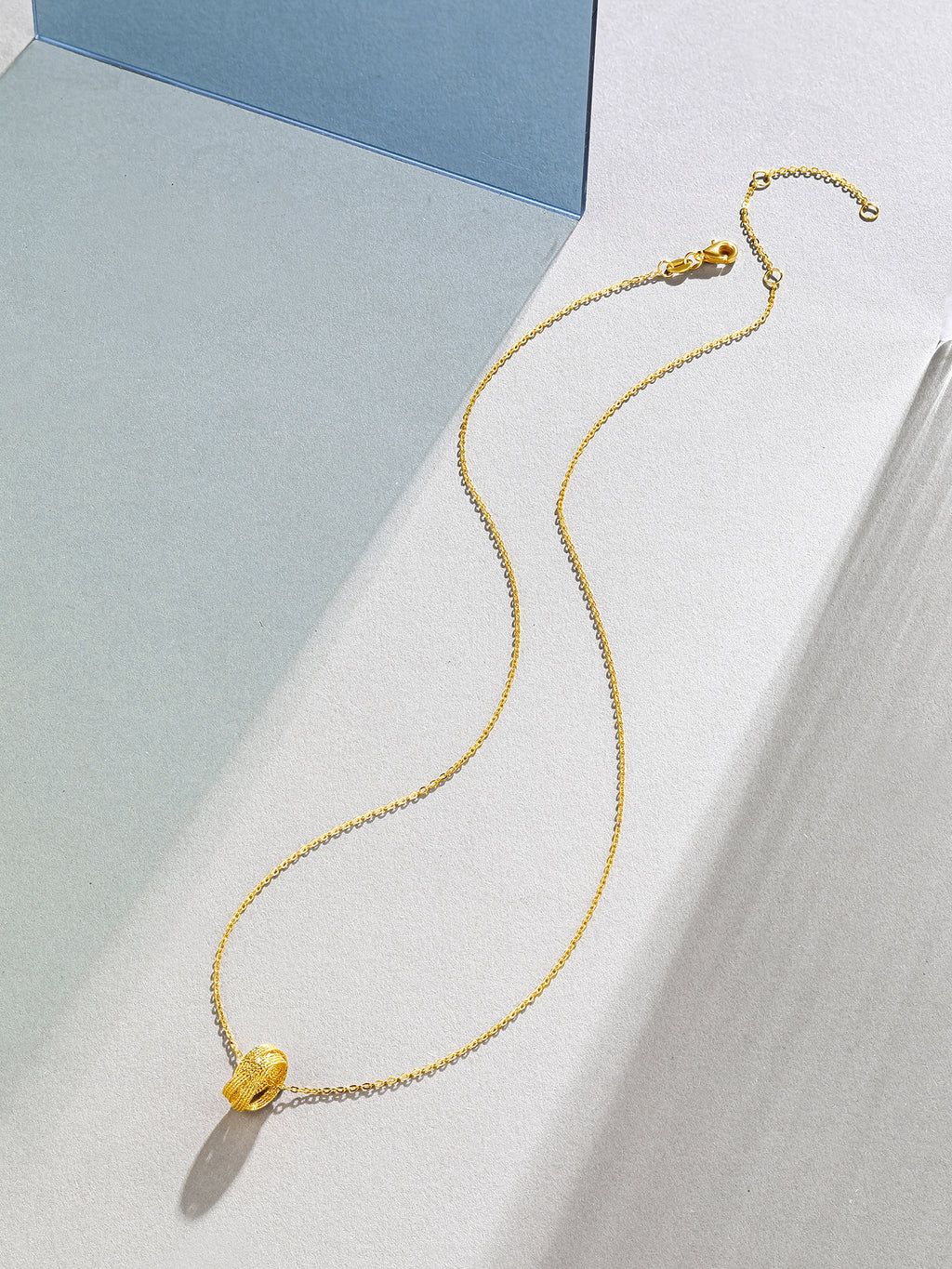 "infinite" 24K Gold Pendant Necklace 3.05-3.35g A069573