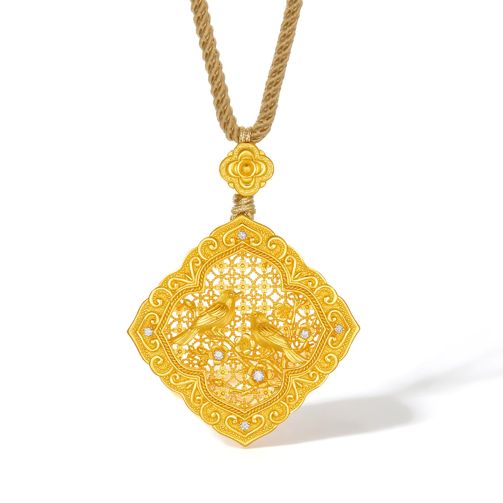 "Chinese Culture Collection - Wood Carving"  24K Gold Pendant  Diamond 0.01ct  0.006ct Flower 11.22-13.72g W0448118