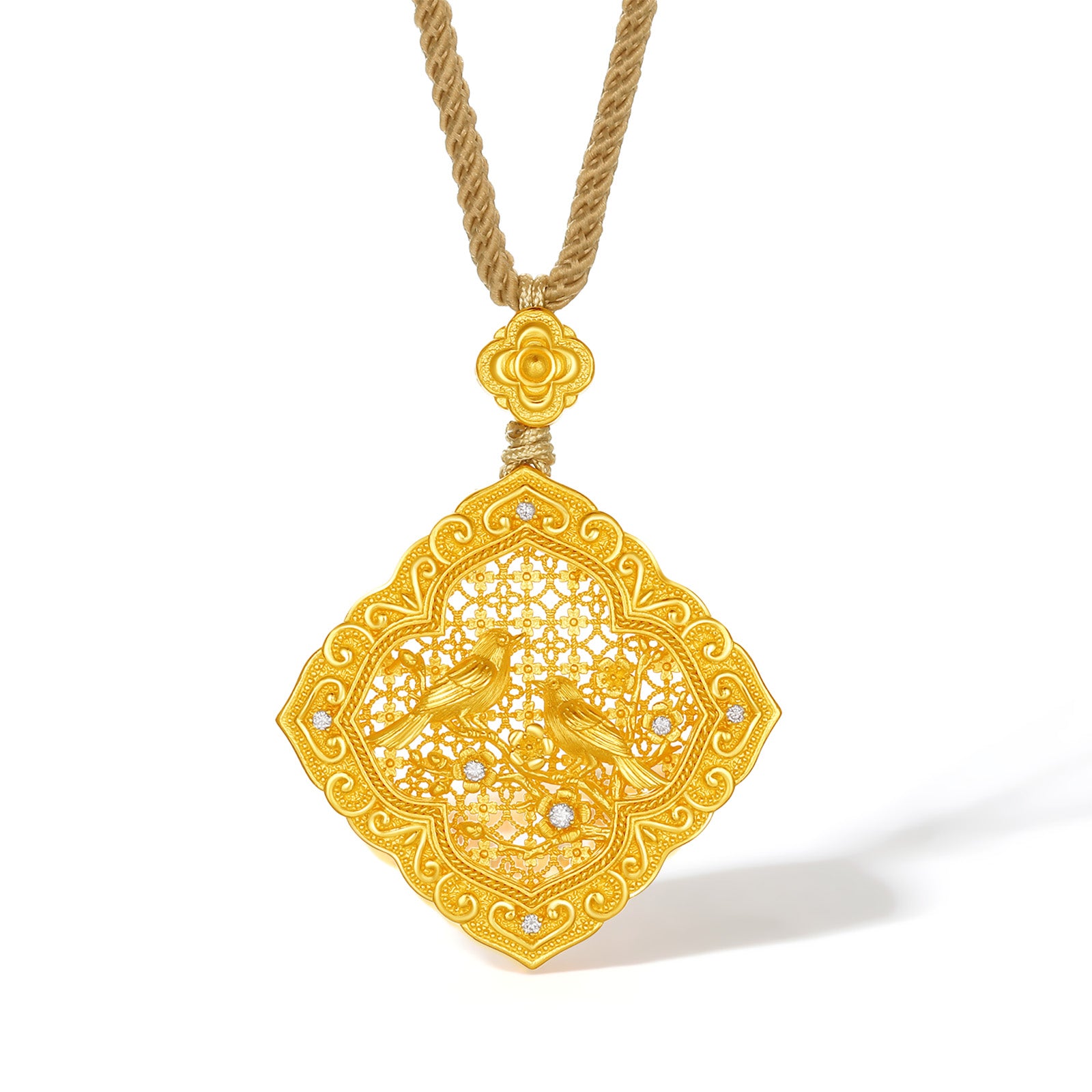 "Chinese Culture Collection - Wood Carving"  24K Gold Pendant  Diamond 0.01ct  0.006ct Flower 11.22-13.72g W0448118