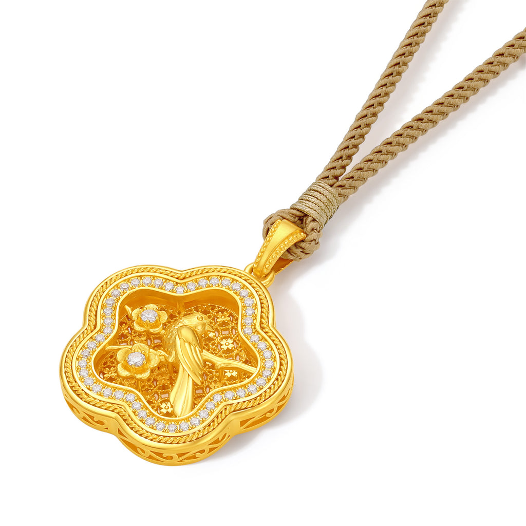 "Chinese Culture Collection - Wood Carving"  24K Gold Pendant  Diamond 0.024ct  0.02ct Flower 10.74-13.14g W0448140