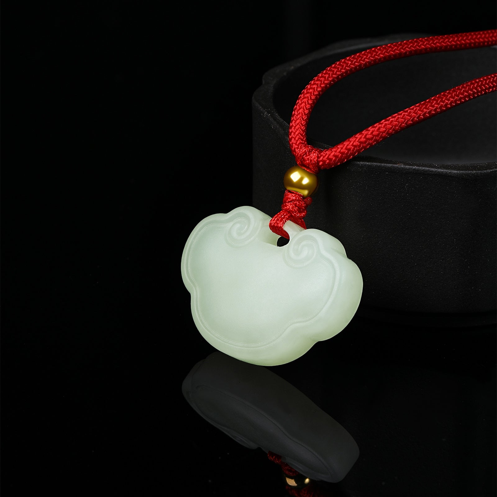 999.9 24K Gold Pendant Necklace Heitian Jade 0.09-0.11g Ruyi 如意 Y048707