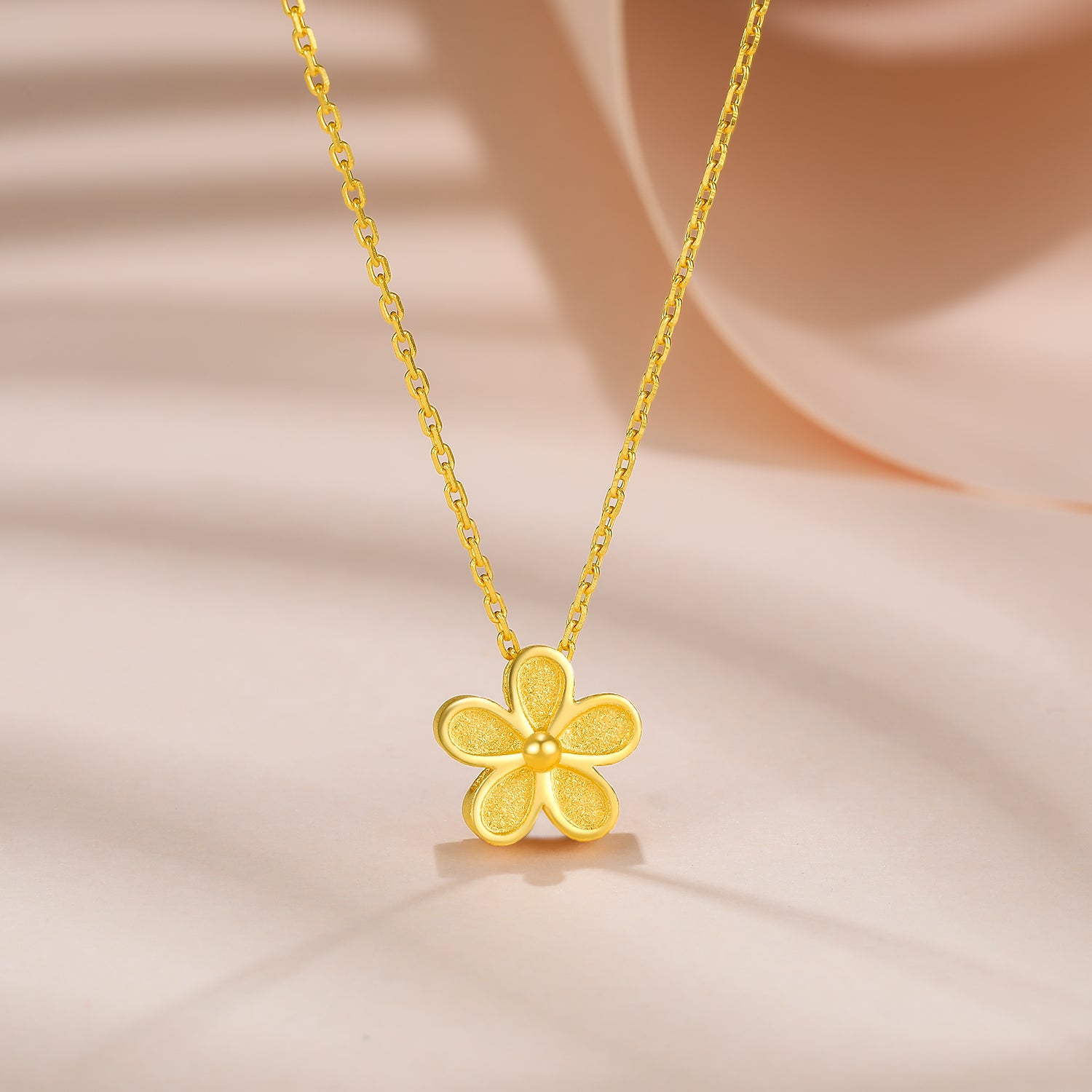   999 24K Gold Pendant Necklace              Flower 4.85-5.35g AA066593