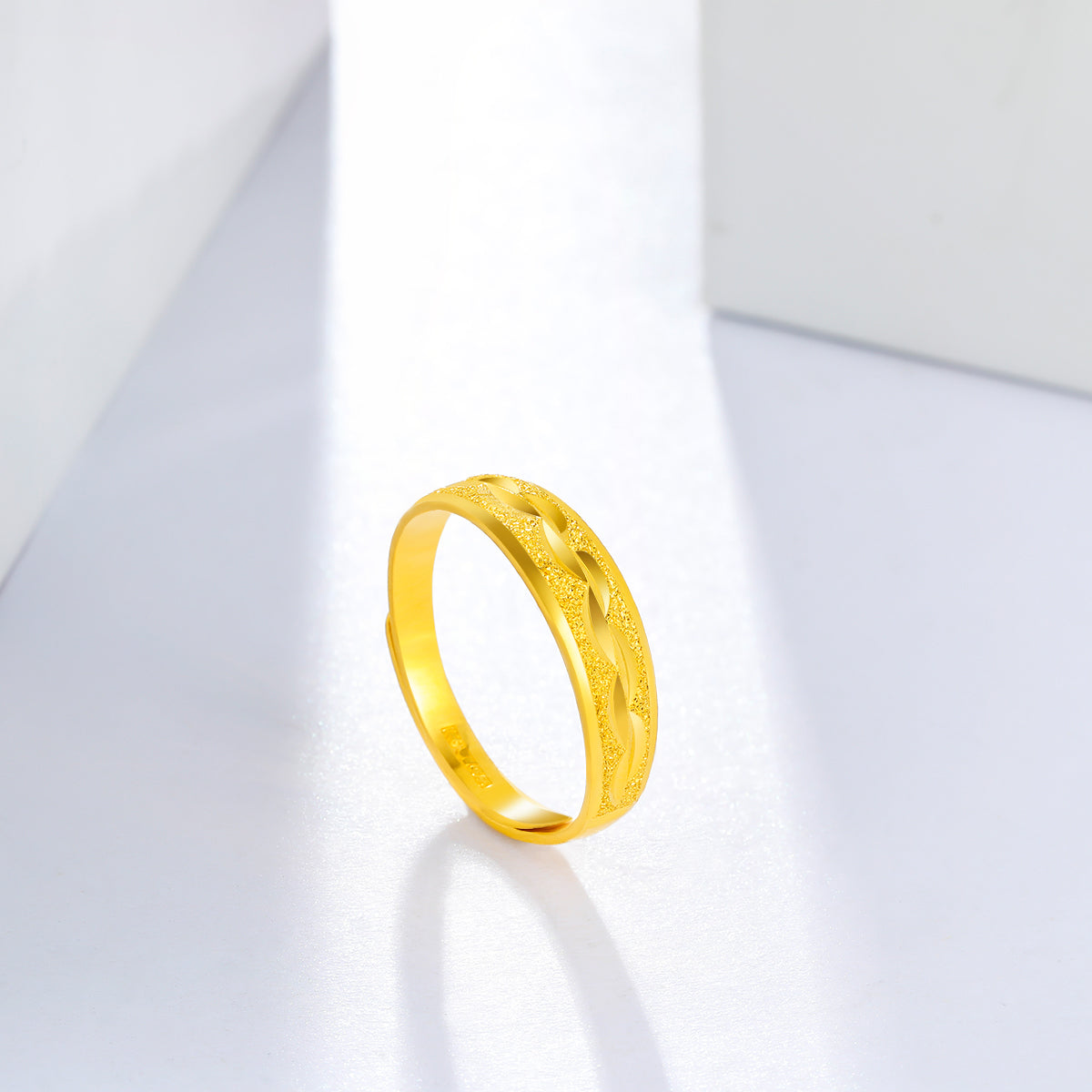 999 24K Gold Ring 3.5-3.9g AA012457
