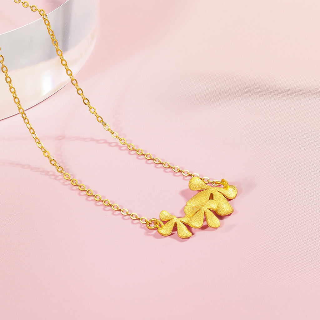 999 24K Gold Pendant Necklace Flower 3.85-4.15g A0611671