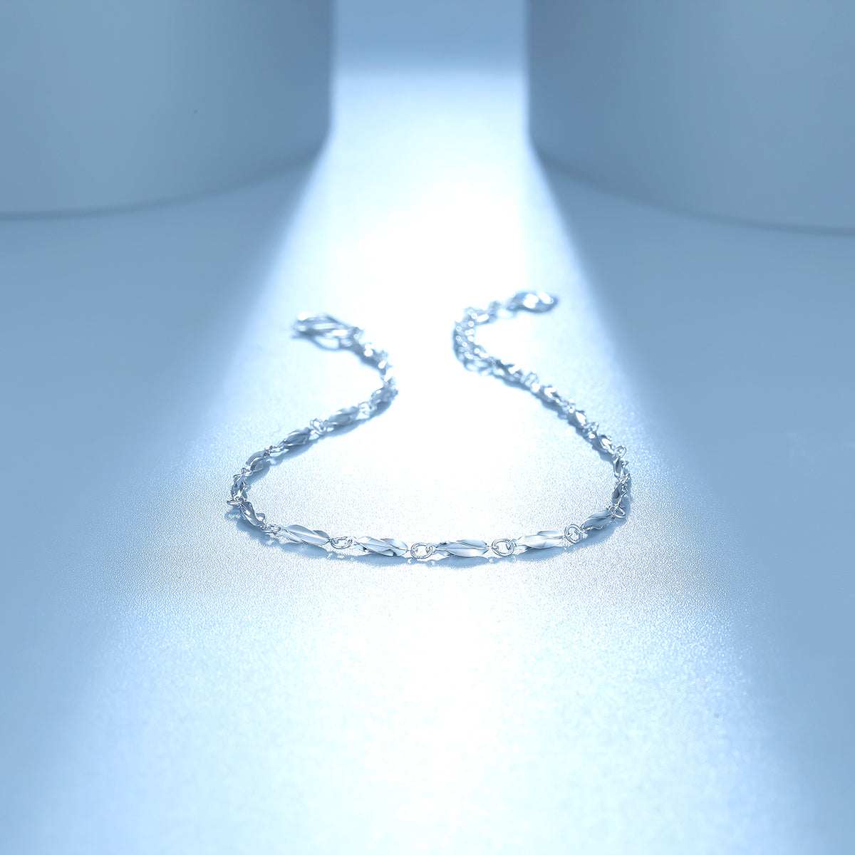 950 Platinum Chain Bracelet 1.9-2.3g PT072141