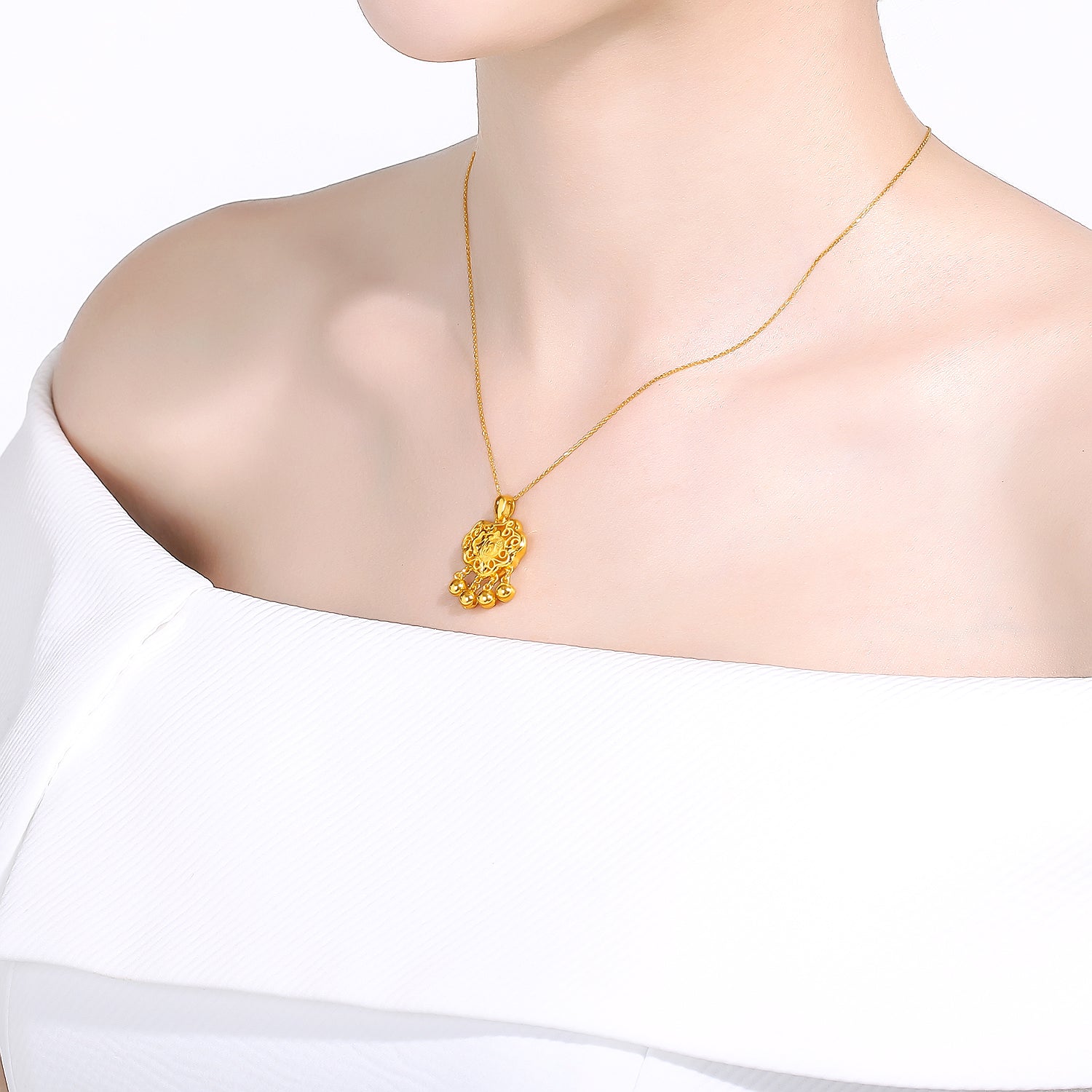 999 24K Gold Pendant 5.5-6.5g AA043919