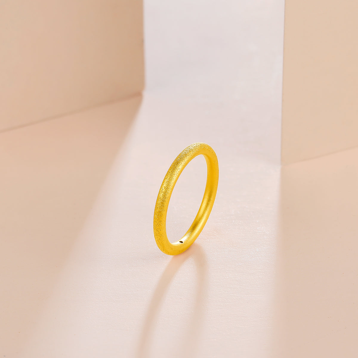 24K Gold Ring 0.75-0.95g AD015486