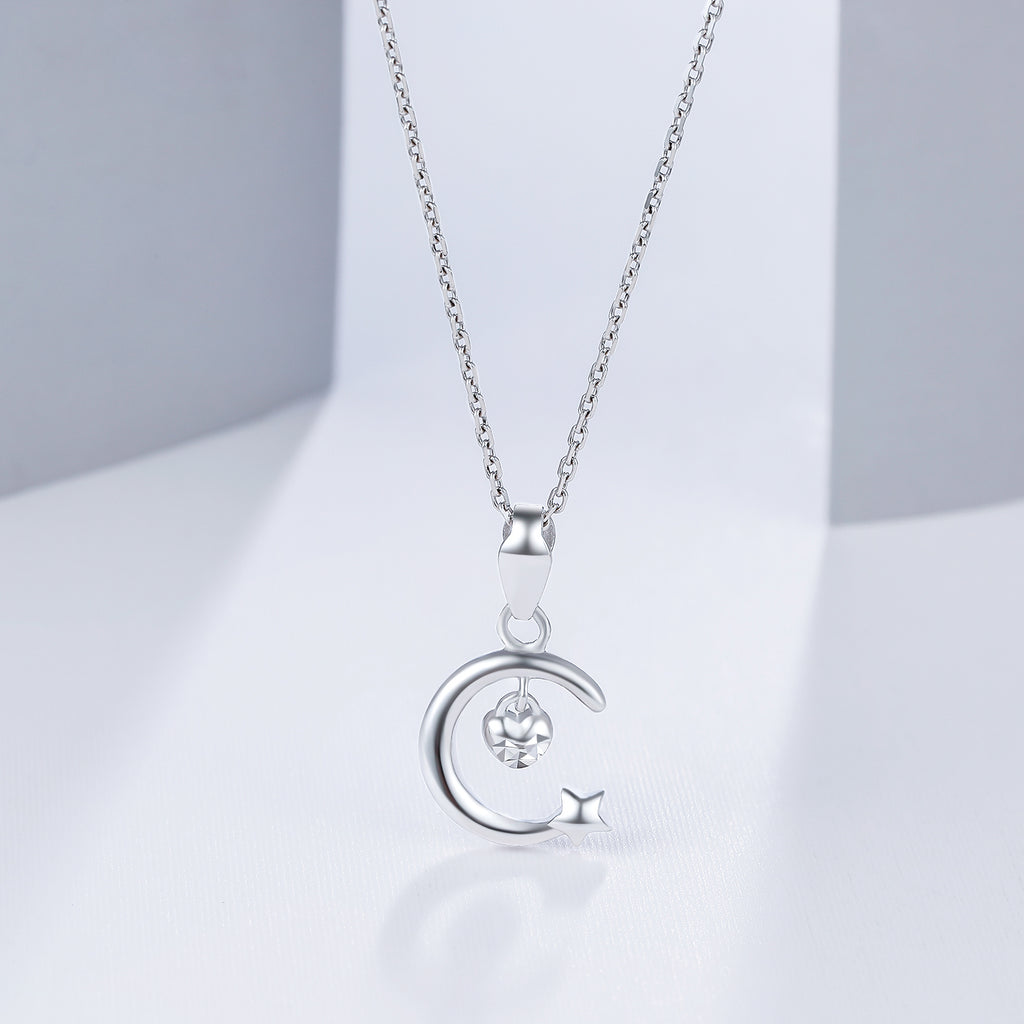950 Platinum Pendant              Moon 1.25-1.65g PT045072
